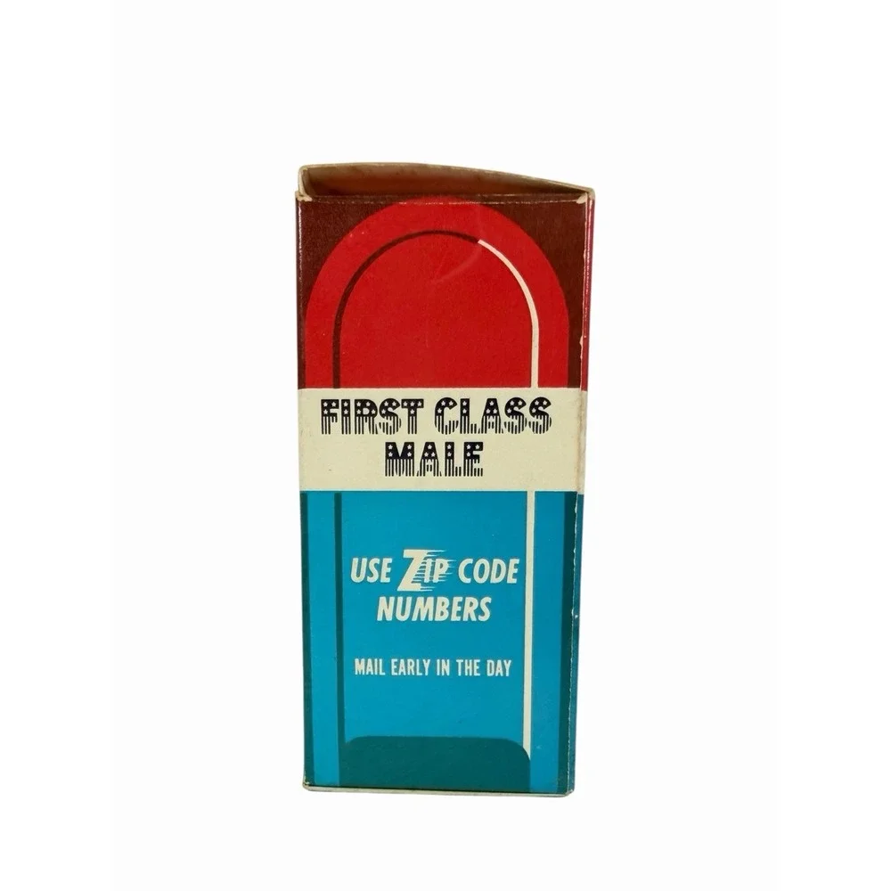 Vintage 1970's Avon First Class Male 4-Fl Oz Liquid Lotion With box Empty